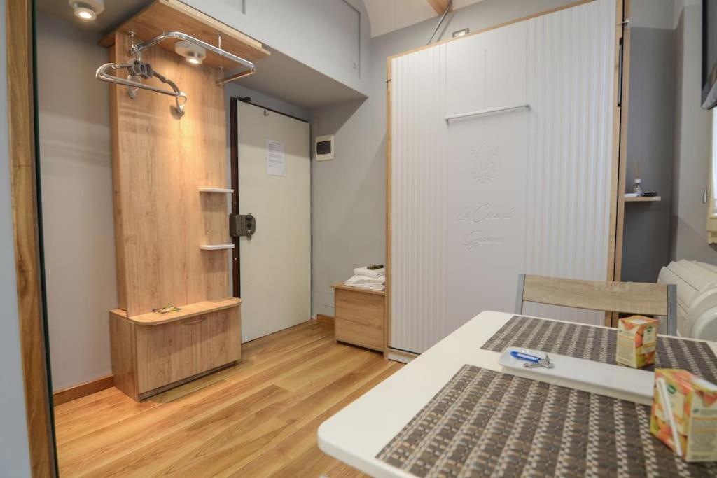 Апартаменты Keys Of Italy - Sgiuseppe 18 - Monolocale Intimo E Conveniente A Santa Croce Флоренция Экстерьер фото